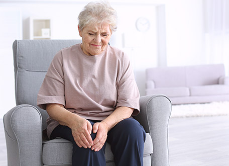 A lépcsőzés miatt fáj a térde?